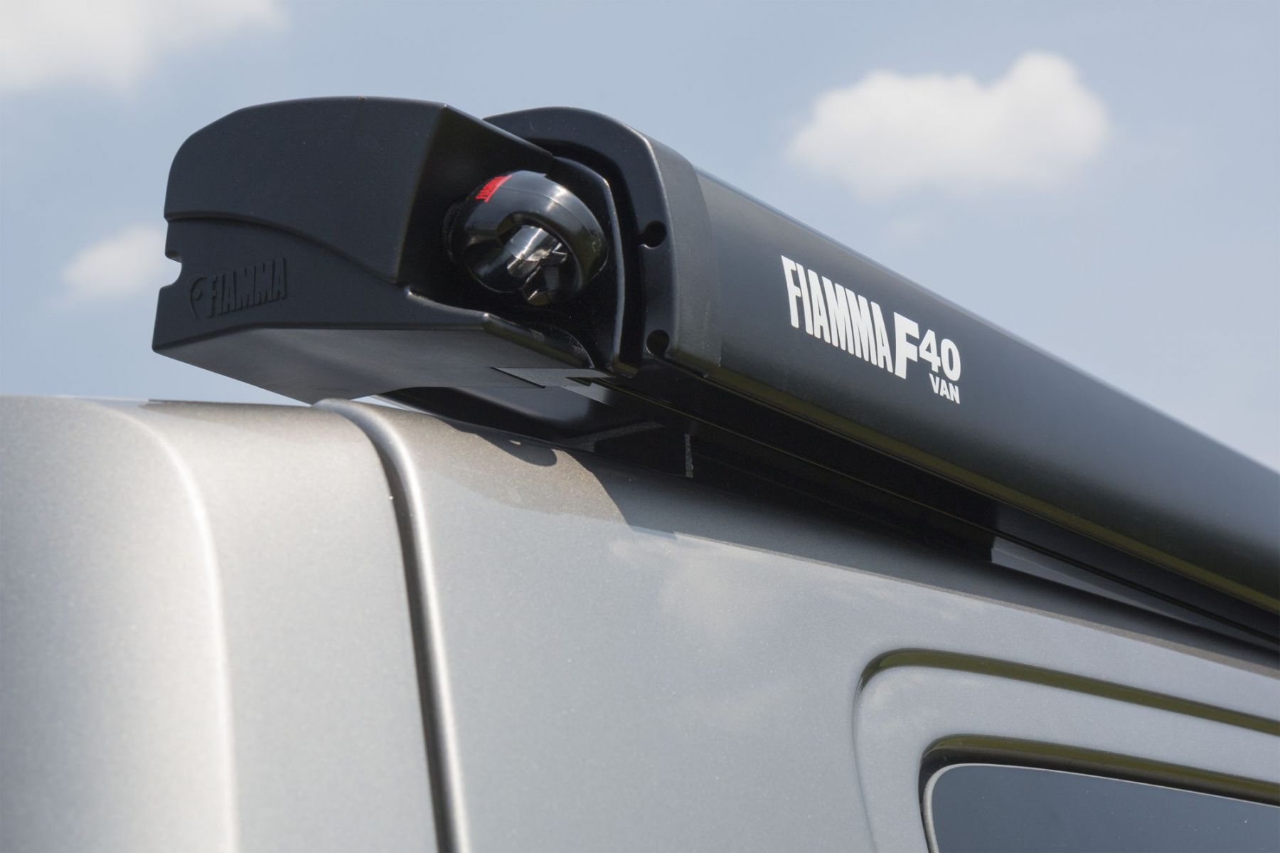 TOLDO FIAMMA F40VAN DEEP BLACK  / 210